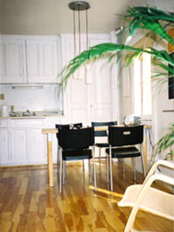 Absolute 1000 Islands Monthly Suites แกเนอนอเคว ห้อง รูปภาพ